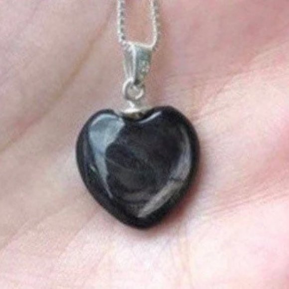 Hypersthene Sterling Silver Heart Pendant with 16" Box Chain, Hypersthene Heart - Picture 2 of 6